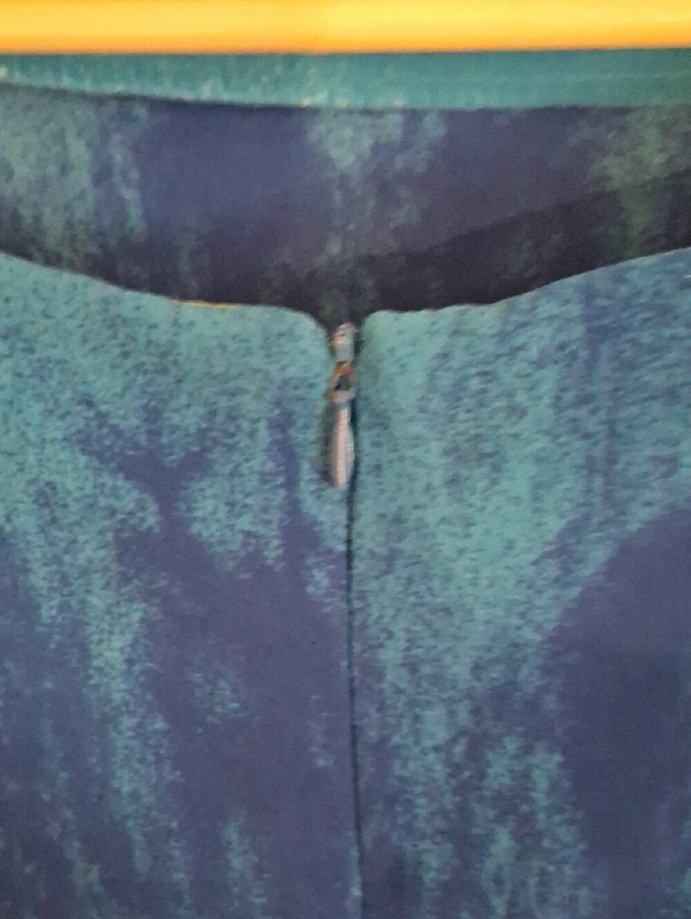 Russell Kemp Blue Teal & Lime Ombre Scarf - Picture 7 of 10
